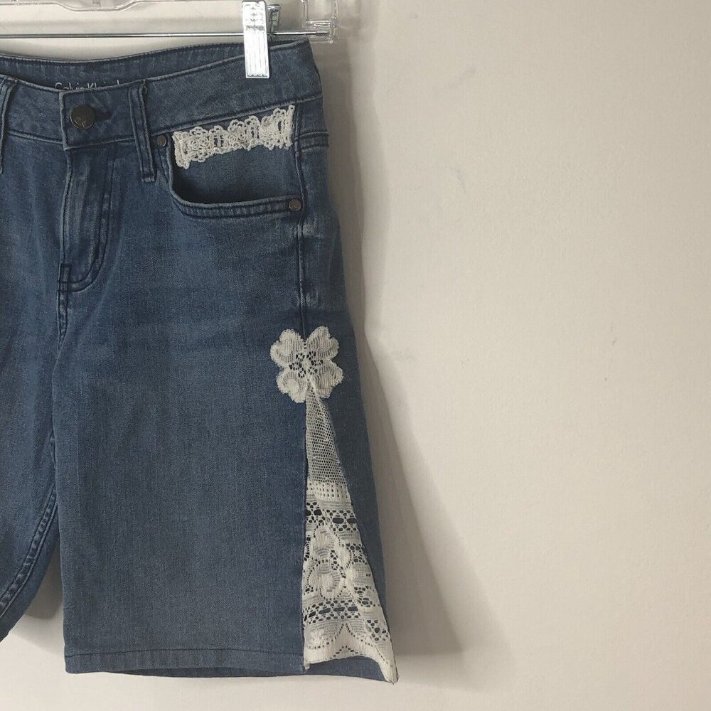 Calvin Klein Denim Shorts Size 4 City Short Eyelet Lace Bermuda Walking Travel - Picture 14 of 16